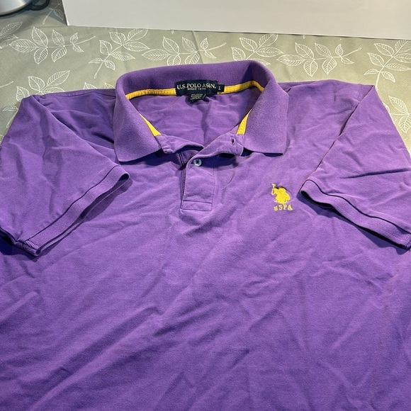 US Polo Assn. Men’s T-Shirt (1 rip) - Picture 2 of 6